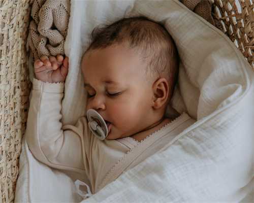 37岁离婚后，我如何拥有混血女儿 本地代孕公司